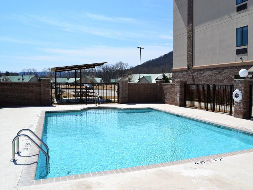 Holiday Inn Express And Suites Heber Springs By Ihg Exterior photo