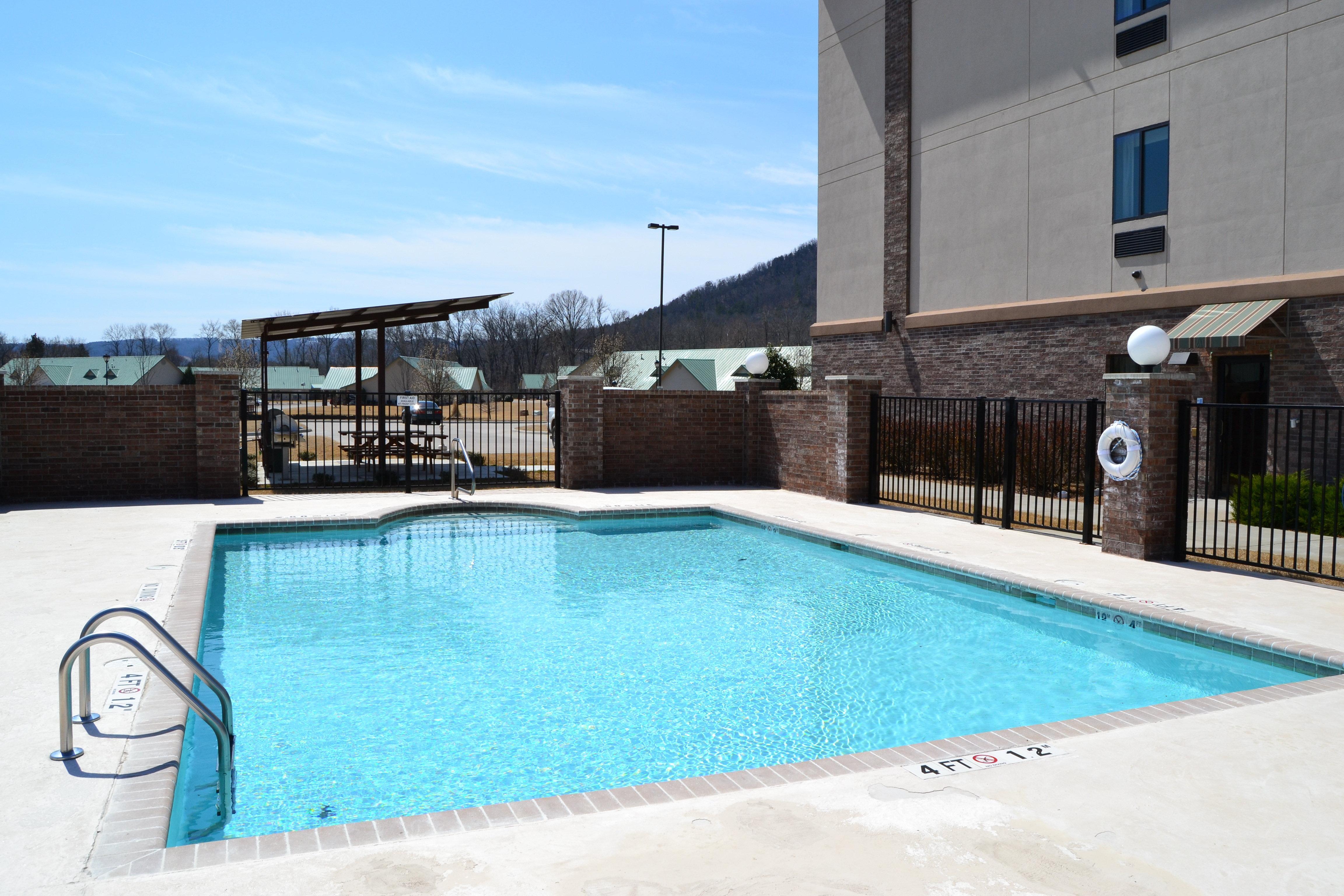 Holiday Inn Express And Suites Heber Springs By Ihg Exterior photo